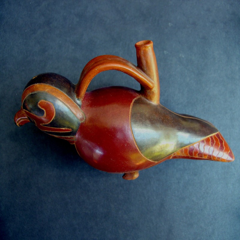 Pájaro con asa puente Nasca